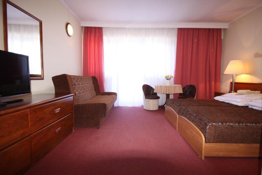 Osrodek Wypoczynkowy Panorama Hotel - Zakopane — Photos 1